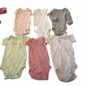 Carters Baby Girls Sz NB 6pc One Piece Bodysuit Lot Assorted Patterns And Colors